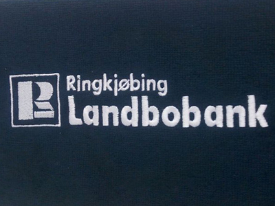 Golf-håndklæder-med-landbobank-logo-uniquemade