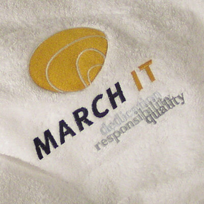håndklæder med logo broderi uniquemade